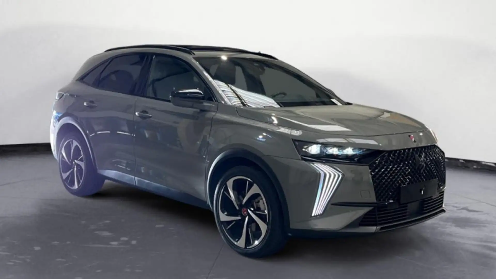 DS Automobiles DS 7 E-TENSE 225CH PERFORMANCE LINE + Gris - 1