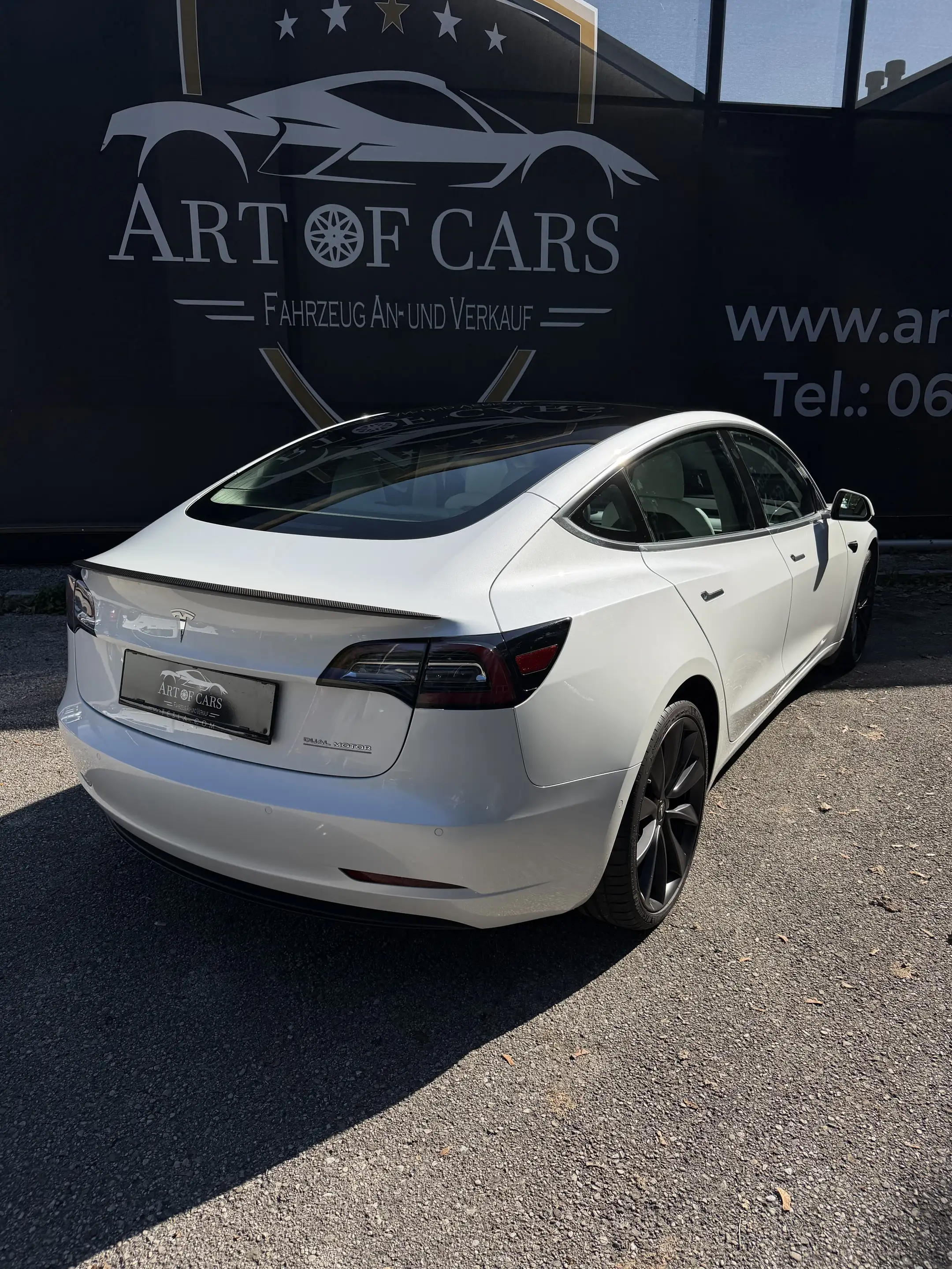 Tesla Model 3 Model 3 Performance DUAL AWD MAX Range / Ab 294 Eu — photo 4