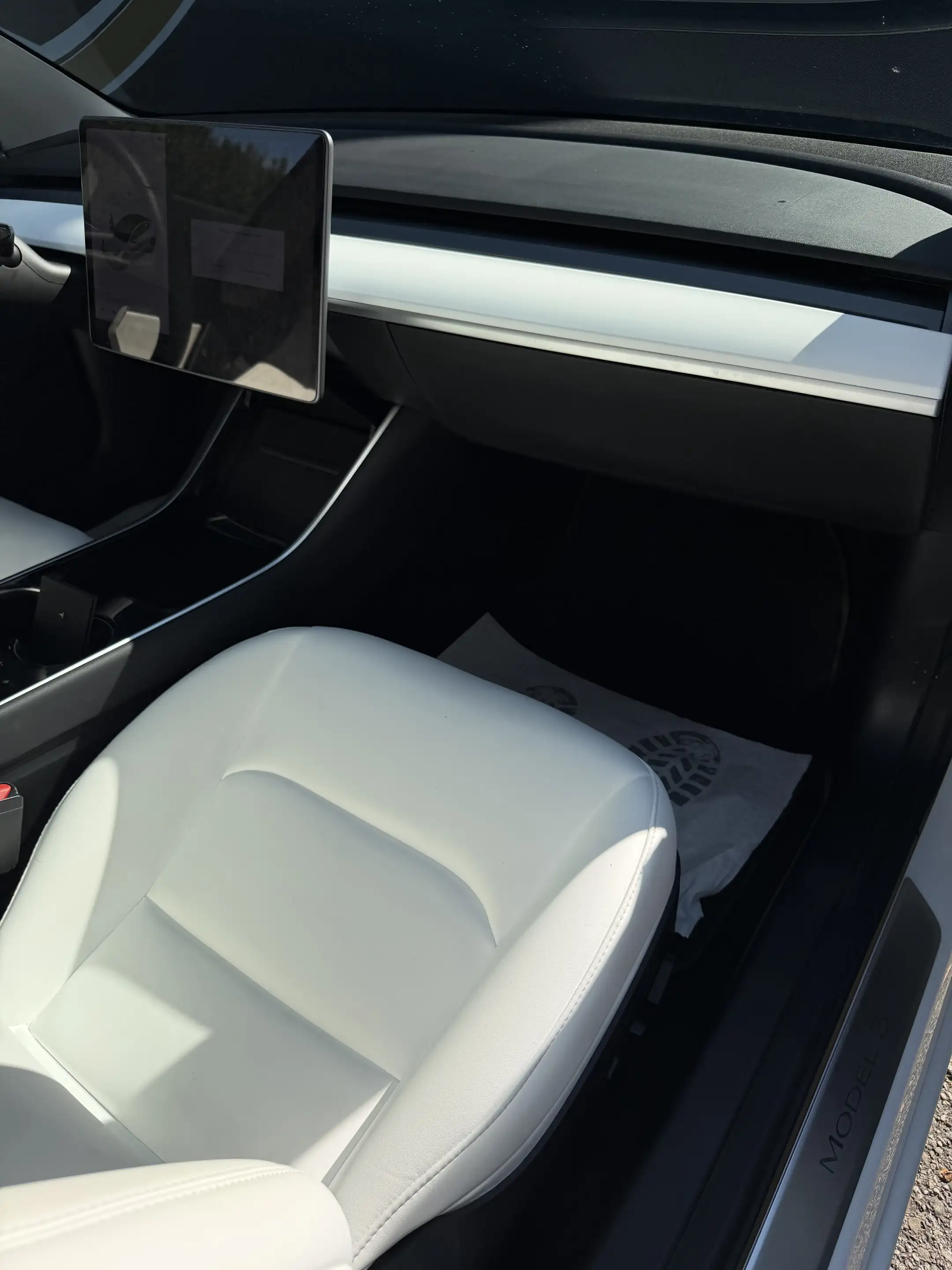Tesla Model 3 Model 3 Performance DUAL AWD MAX Range / Ab 294 Eu — photo 11