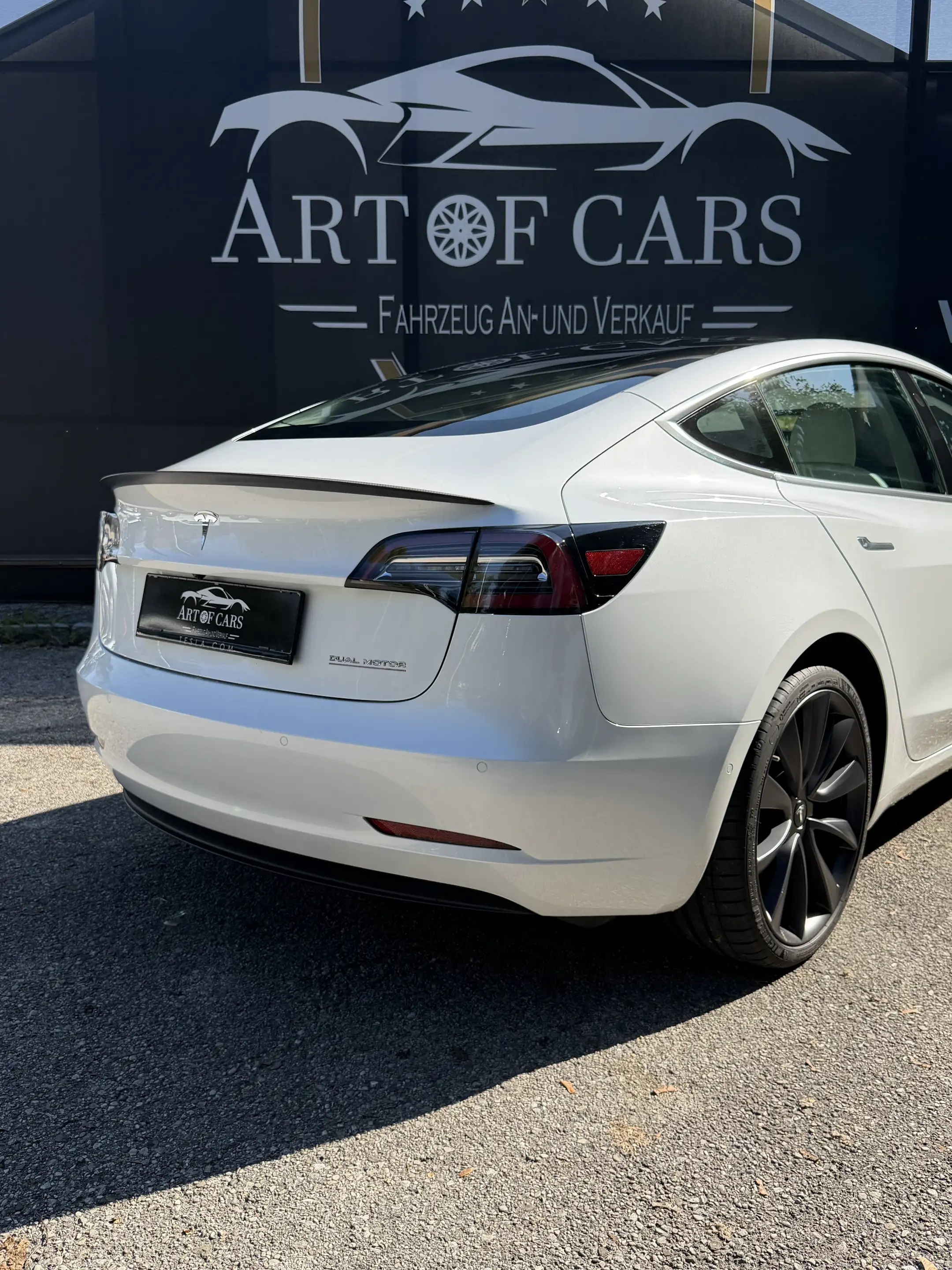 Tesla Model 3 Model 3 Performance DUAL AWD MAX Range / Ab 294 Eu — photo 5