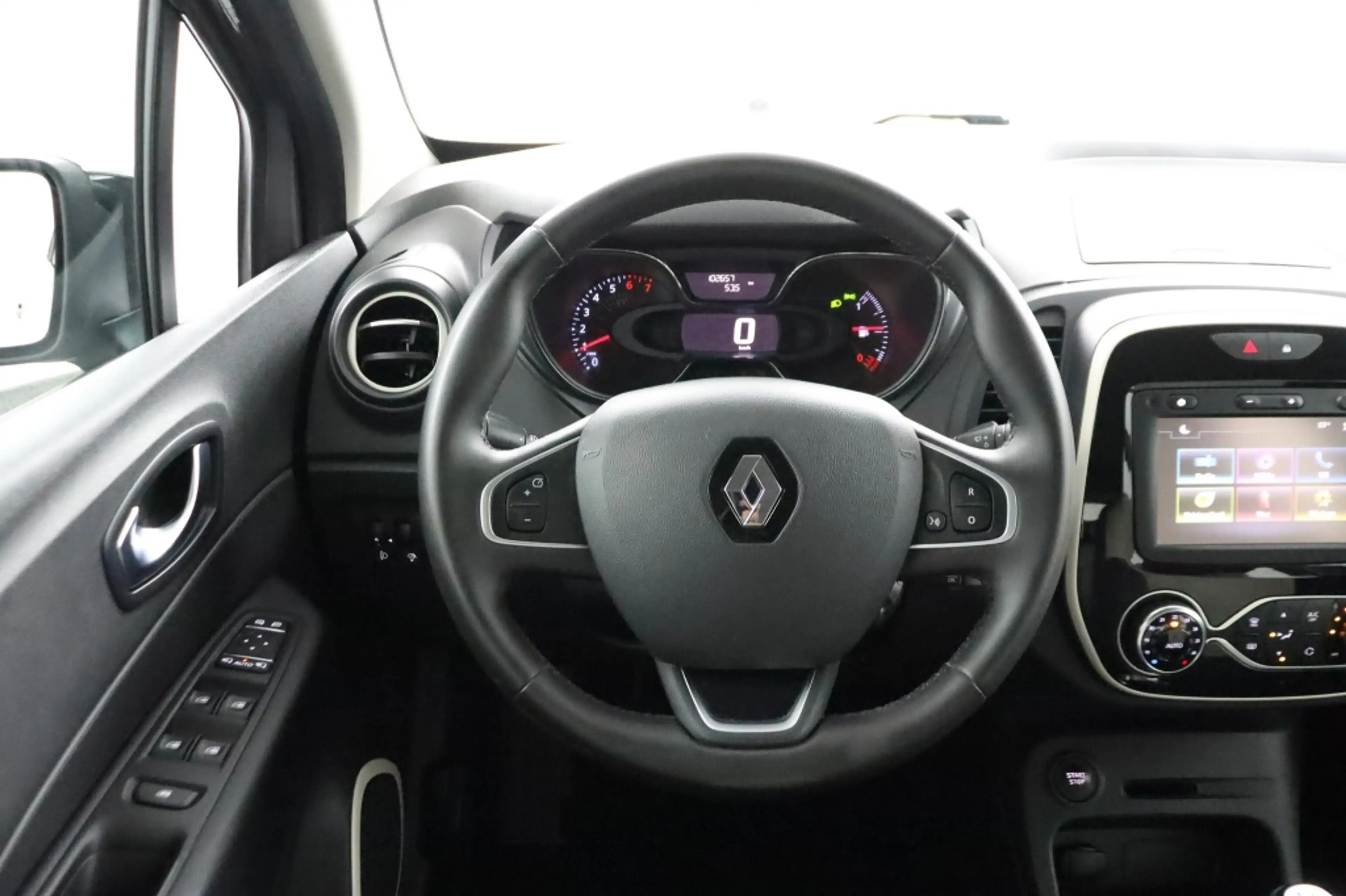 Renault Captur 0.9 TCE LIFE ECC/CRUISE/BLUETOOTH/PARK.SENS/LMV/TR — photo 19