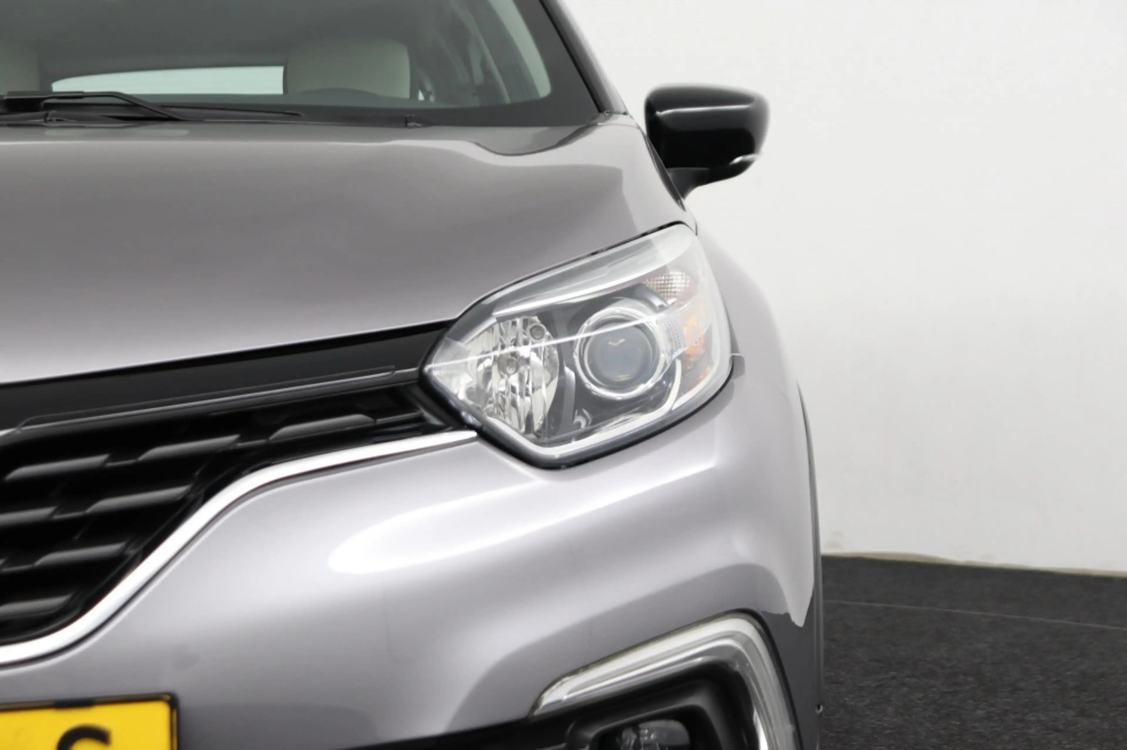 Renault Captur 0.9 TCE LIFE ECC/CRUISE/BLUETOOTH/PARK.SENS/LMV/TR — photo 2