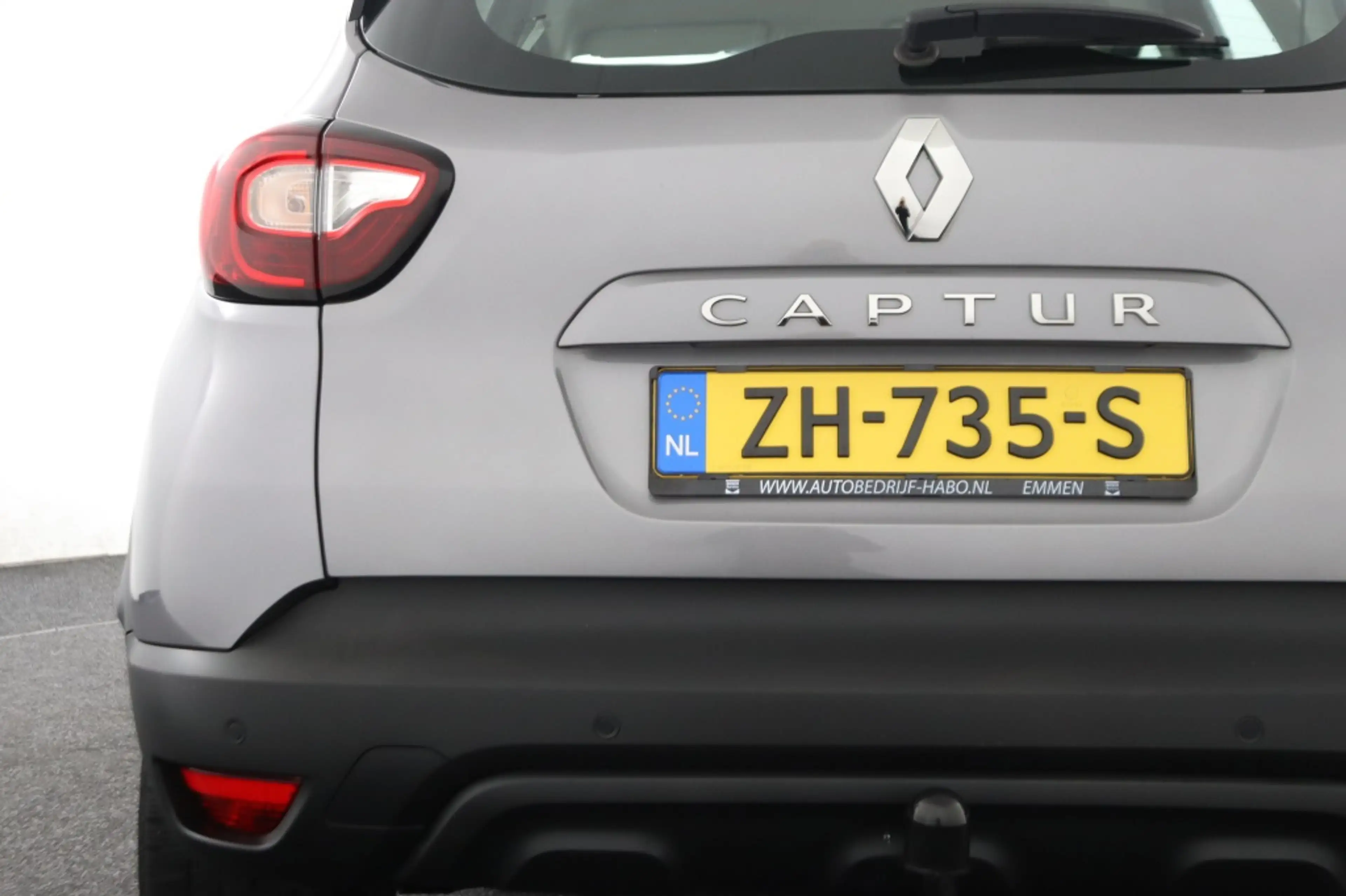 Renault Captur 0.9 TCE LIFE ECC/CRUISE/BLUETOOTH/PARK.SENS/LMV/TR — photo 11