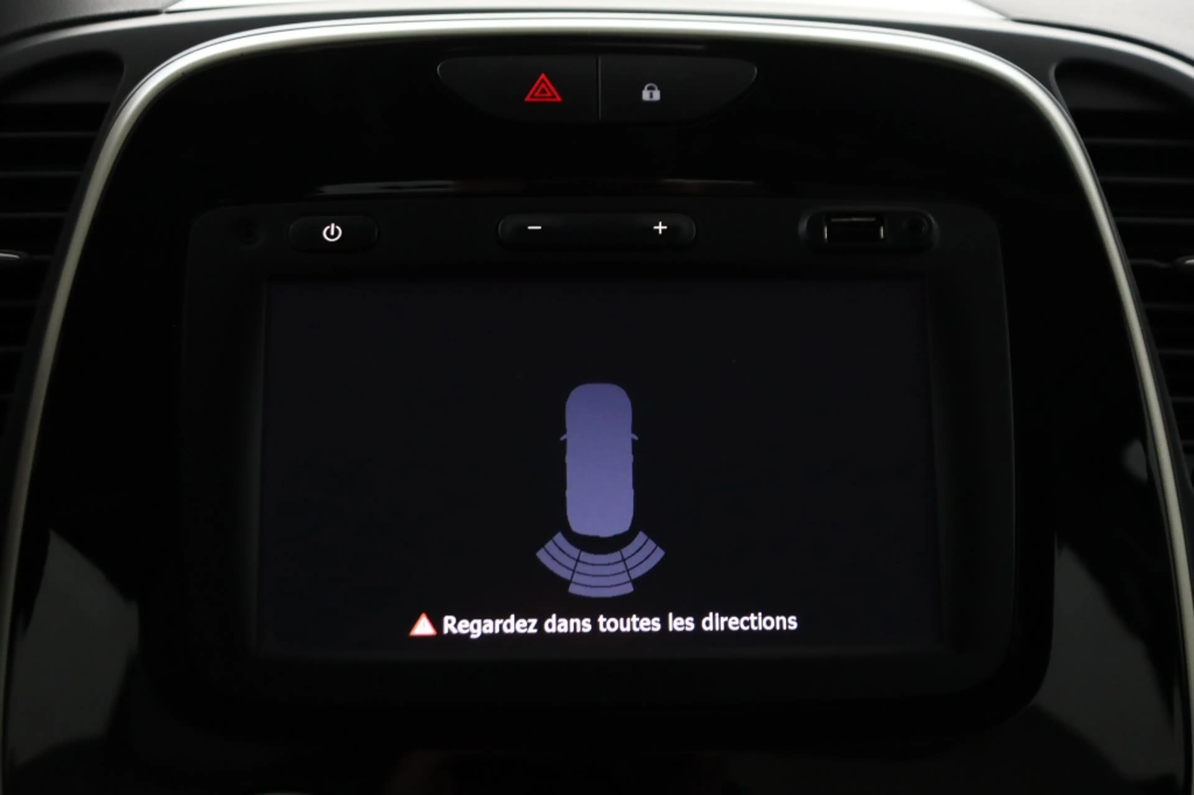Renault Captur 0.9 TCE LIFE ECC/CRUISE/BLUETOOTH/PARK.SENS/LMV/TR — photo 22