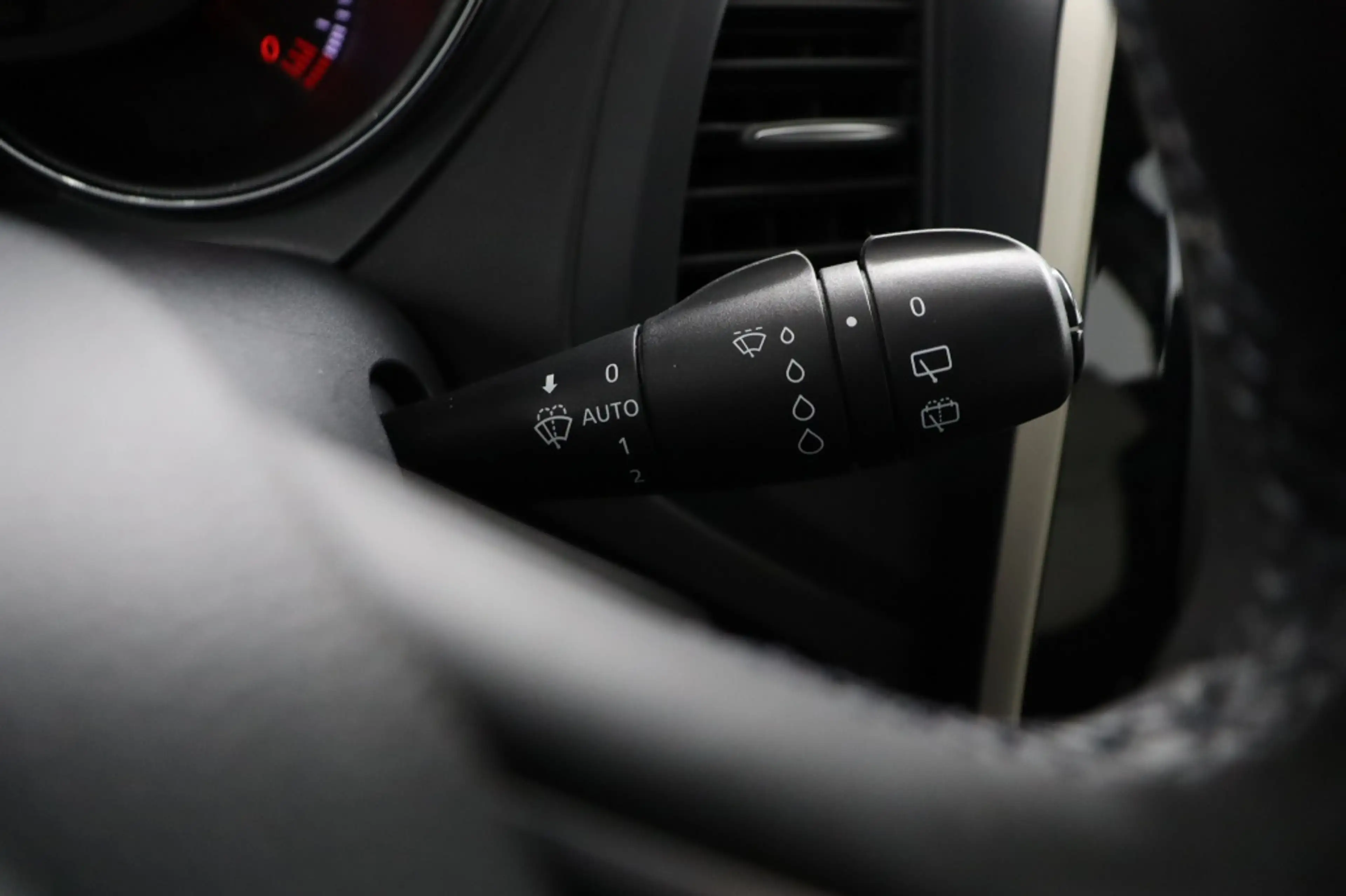 Renault Captur 0.9 TCE LIFE ECC/CRUISE/BLUETOOTH/PARK.SENS/LMV/TR — photo 33