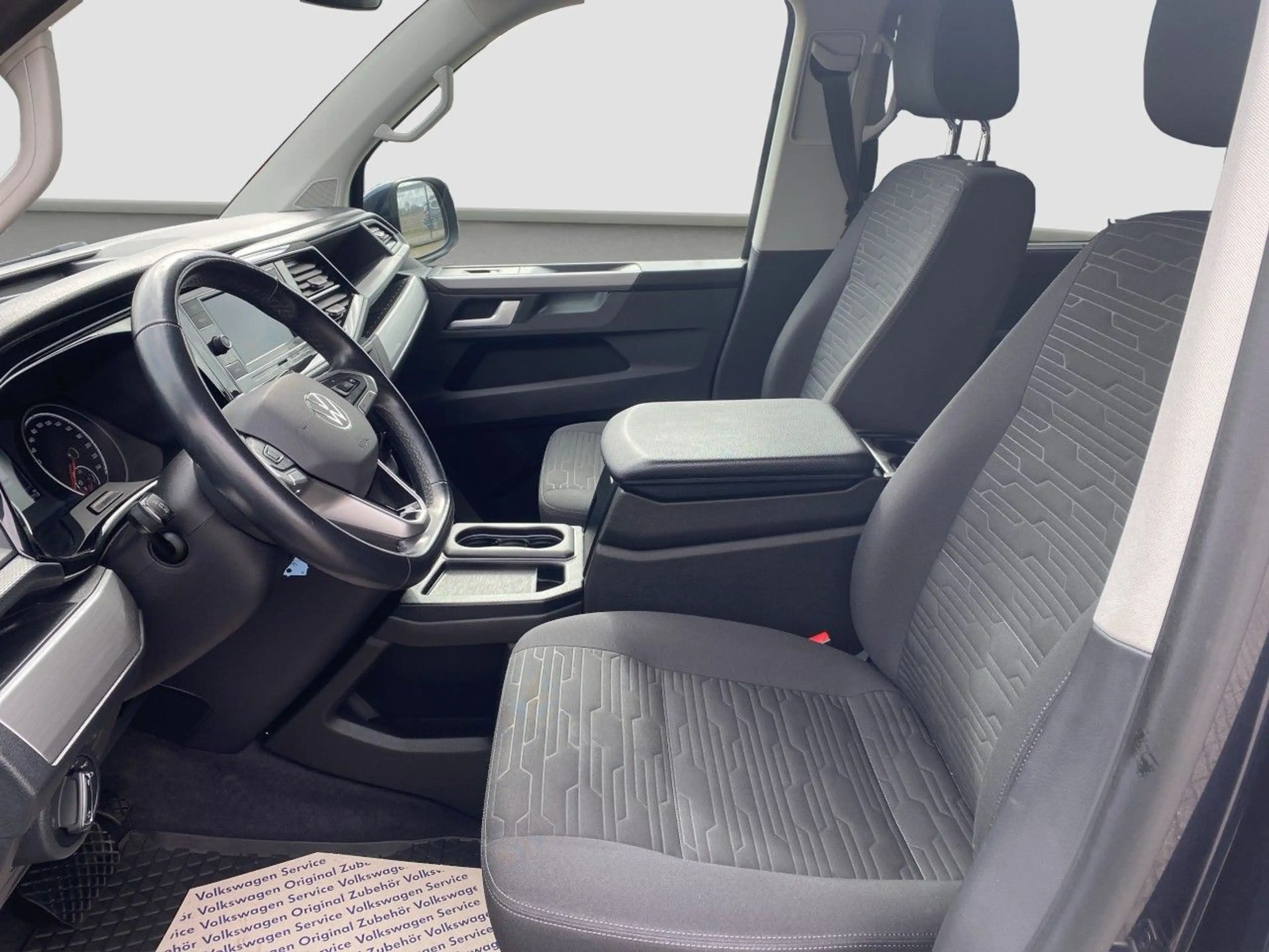 Volkswagen T6.1 Multivan 2.0 TDI Comfortline LED PDC STANDHZ Klima — photo 10