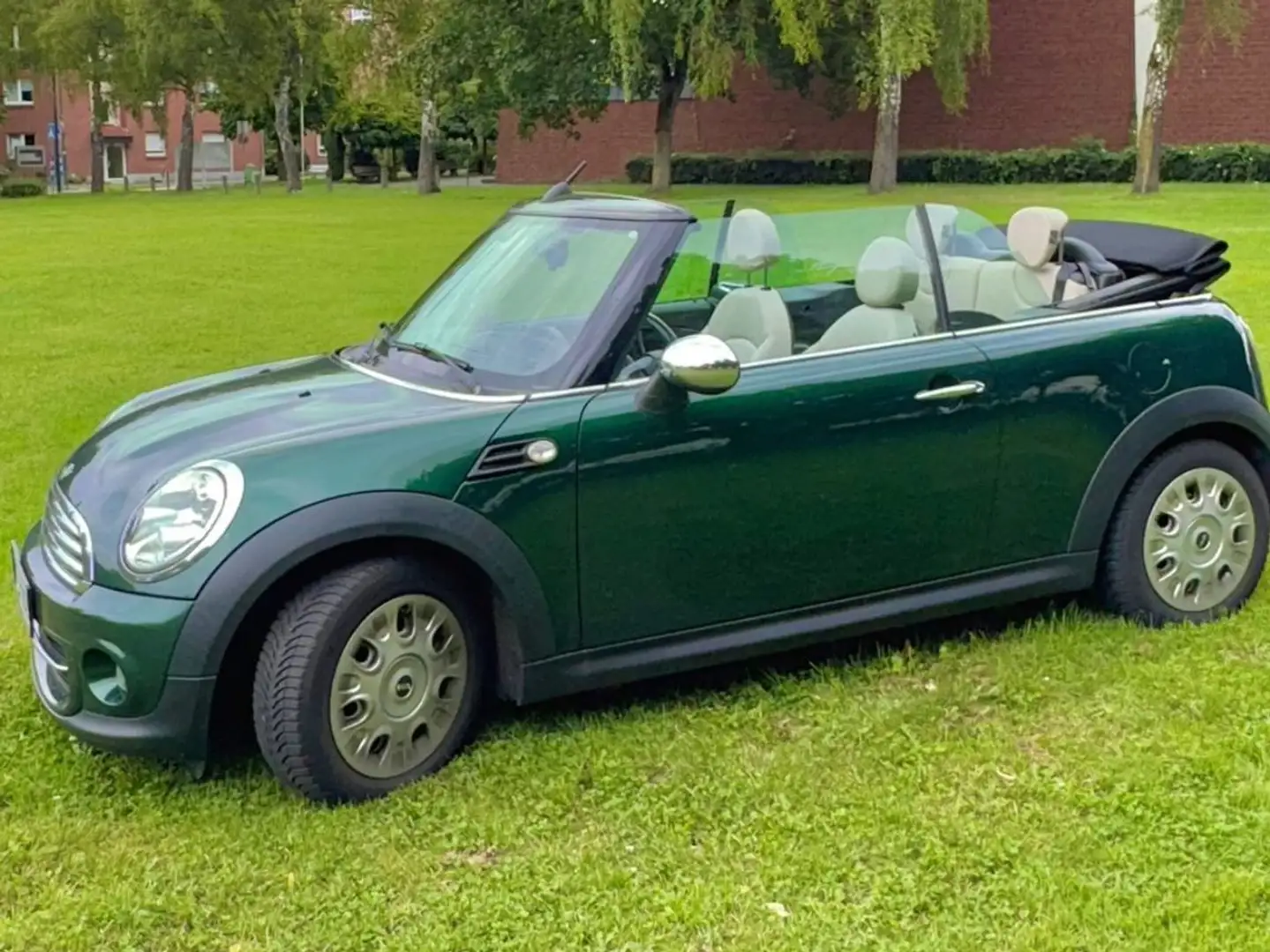 MINI Cooper Cabrio Mini Cooper Cabrio Зелений - 1