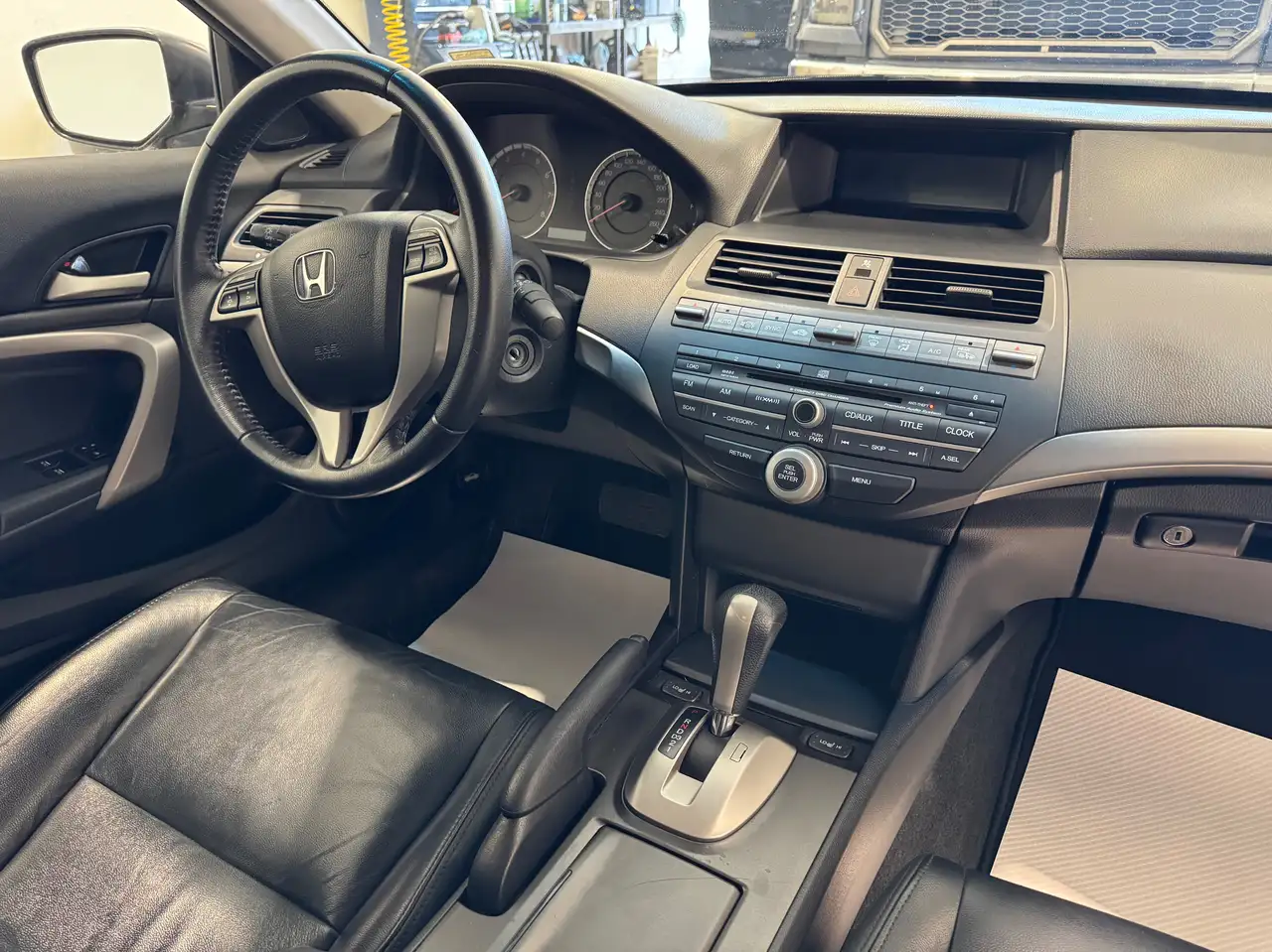 Honda Accord снимка Honda Accord