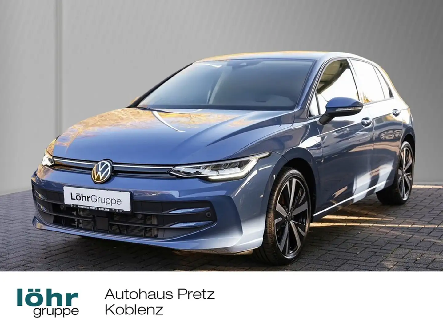 Volkswagen Golf 1.5 TSI Life AHK, Navi., App-Con., 18"Alu., PDC... Bleu - 1