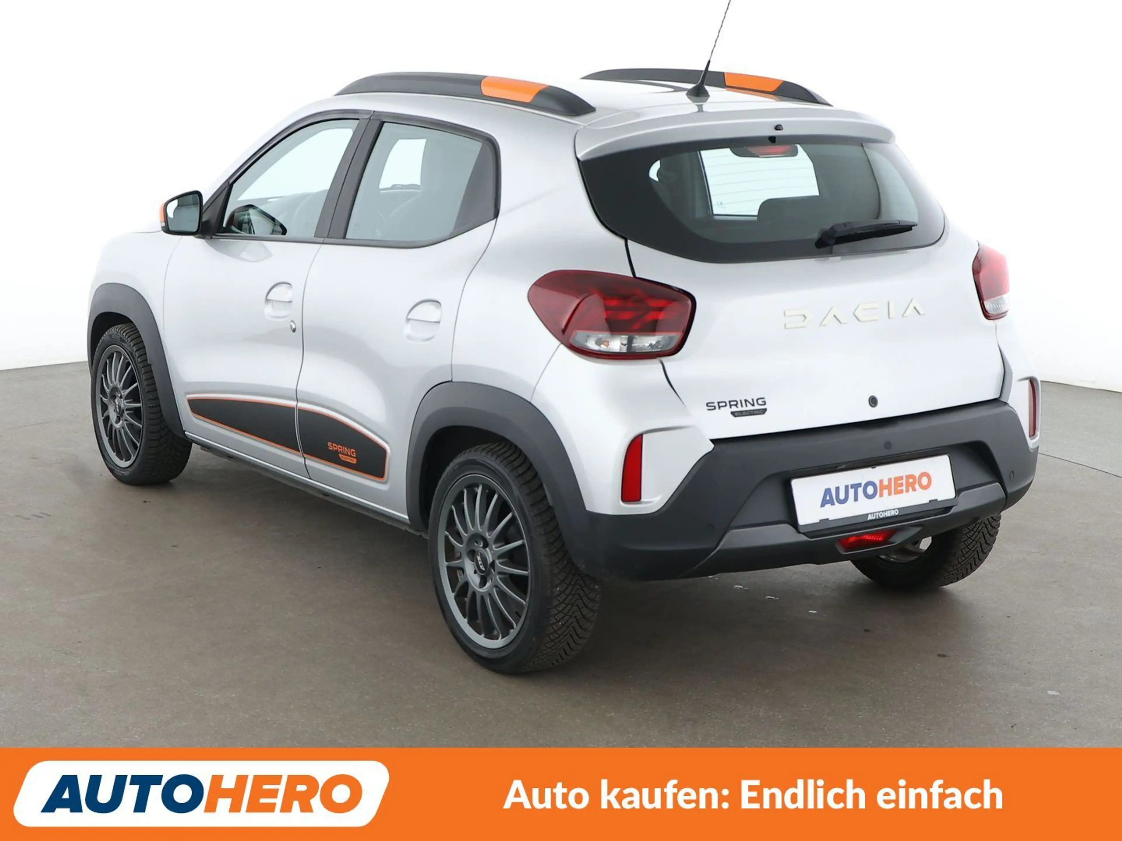 Dacia Spring electric drive 33 kW Essential Aut.*NAVI*PDC* — photo 4