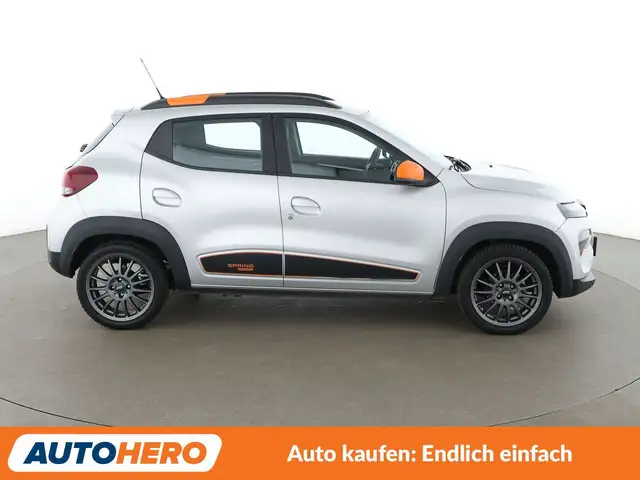 Dacia Spring view 7