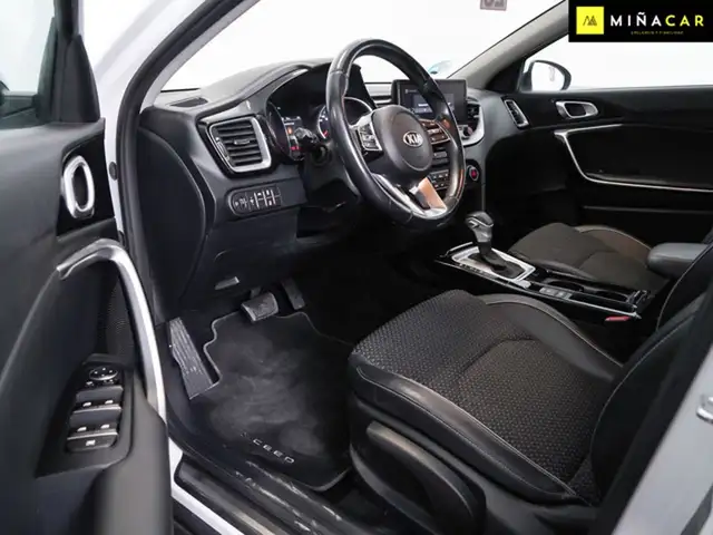 Kia Xceed view 9