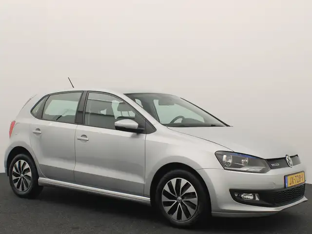 Volkswagen Polo view 16