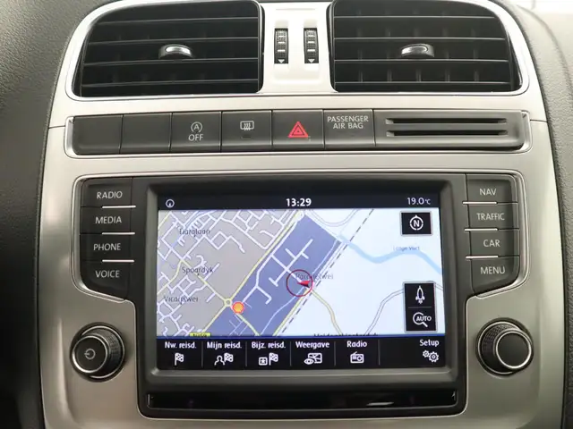 Volkswagen Polo view 11