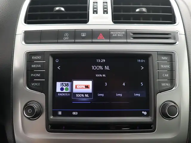 Volkswagen Polo view 10