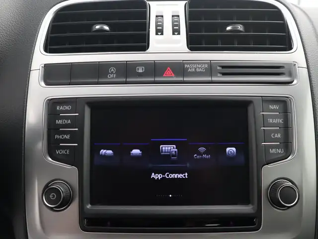 Volkswagen Polo view 23