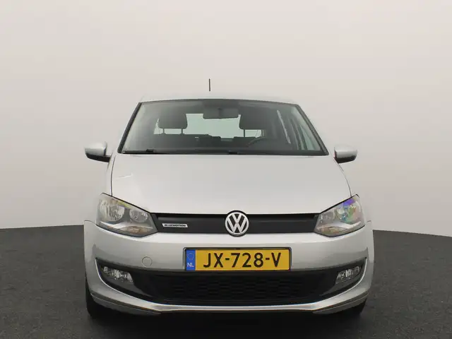 Volkswagen Polo view 17
