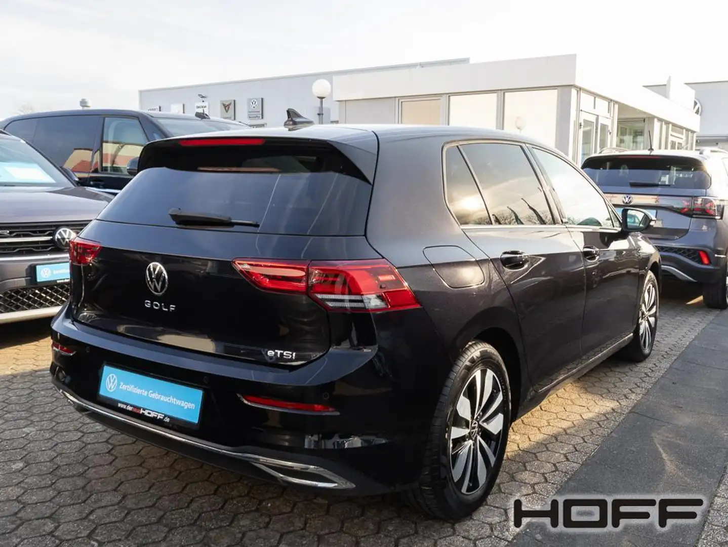 Volkswagen Golf VIII 1.5 eTSI DSG MOVE AHK HeadUp Navi ACC Noir - 2