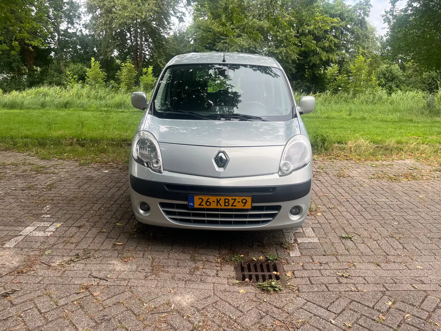 Renault Kangoo Kangoo 1.6-16V Privilège Plateado - 2