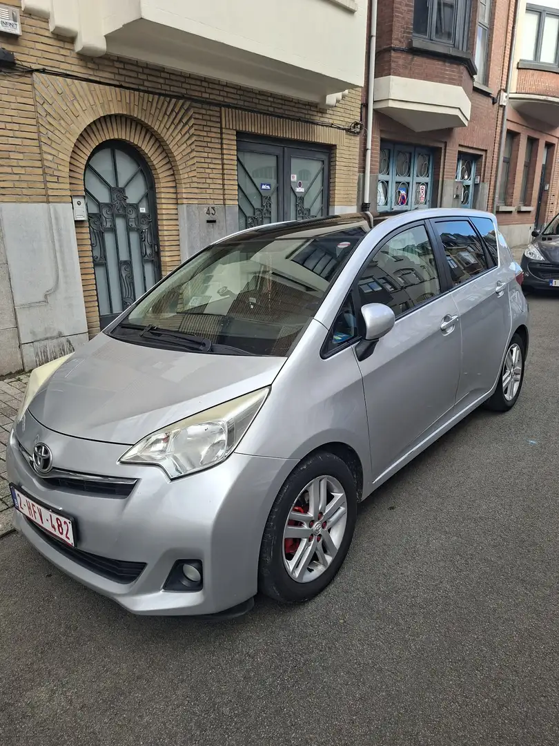 Toyota Verso-S Verso S 1.33 VVT-i Skyview - 1