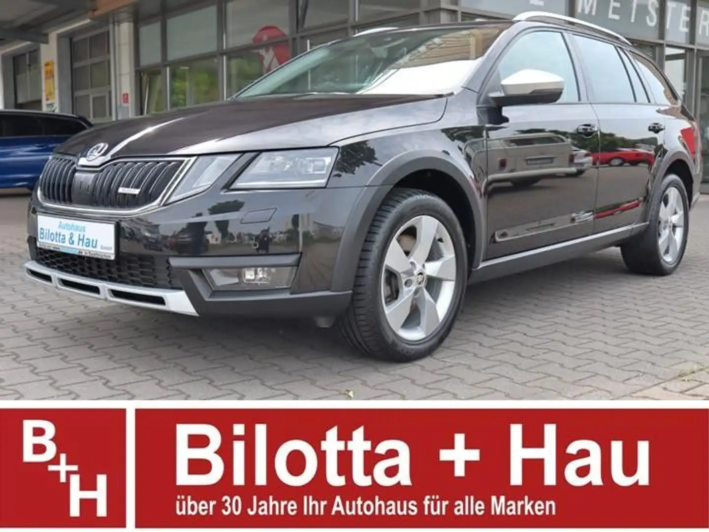 Skoda Octavia Scout 1.8 TSI 4x4 DSG ! LED+Navi+DAB ! Schwarz - 1