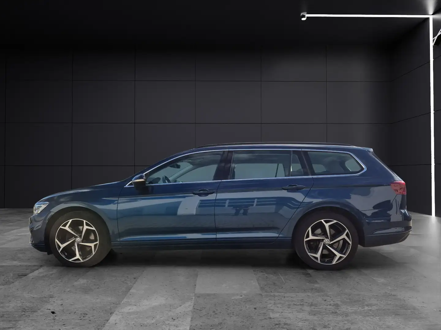 Volkswagen Passat Variant TSI Business DSG Matrix Navi ACC RFK SH 18" Blau - 2