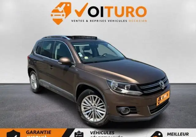 Volkswagen Tiguan view 2
