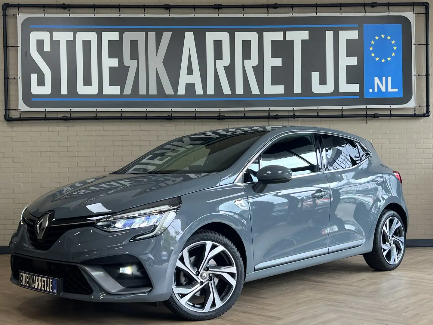 Renault Clio 1.3 TCe 130pk AUT R.S. Line | Groot Navi | 17 inch Grijs - 1