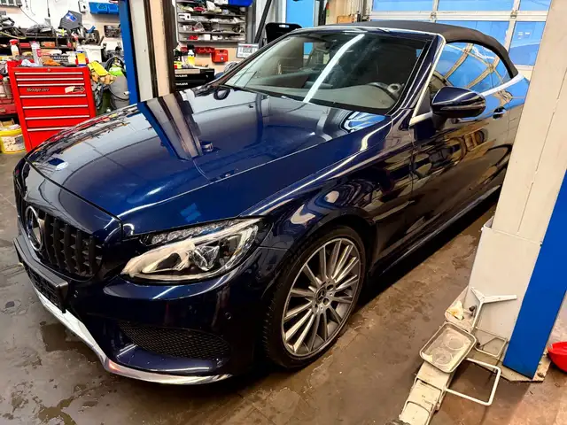 Mercedes-Benz C 250 Cabrio 9G *AMG Line* Navi_LED_Kamera_19"