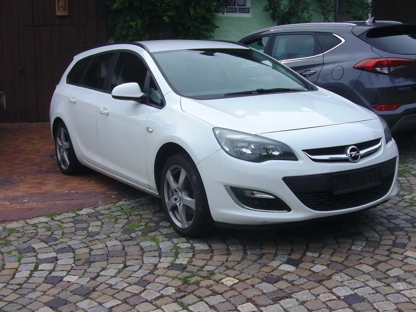 Opel Astra DIESEL! HU 3/27! kein Rost! Klmatr. AHK, Alu Weiß - 1