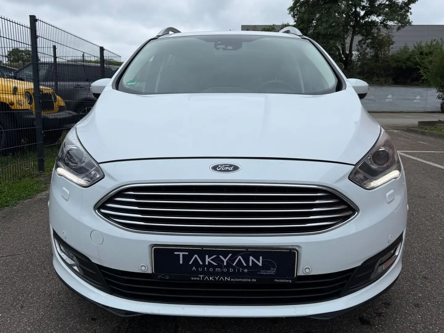 Ford Grand C-Max Grand C-MAX Titanium / 2.Hand / NAVI / 7-Sitzer Wit - 2