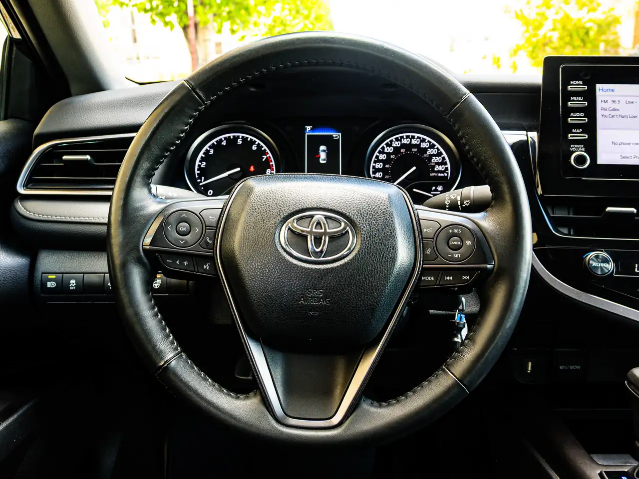 Toyota Camry снимка Toyota Camry