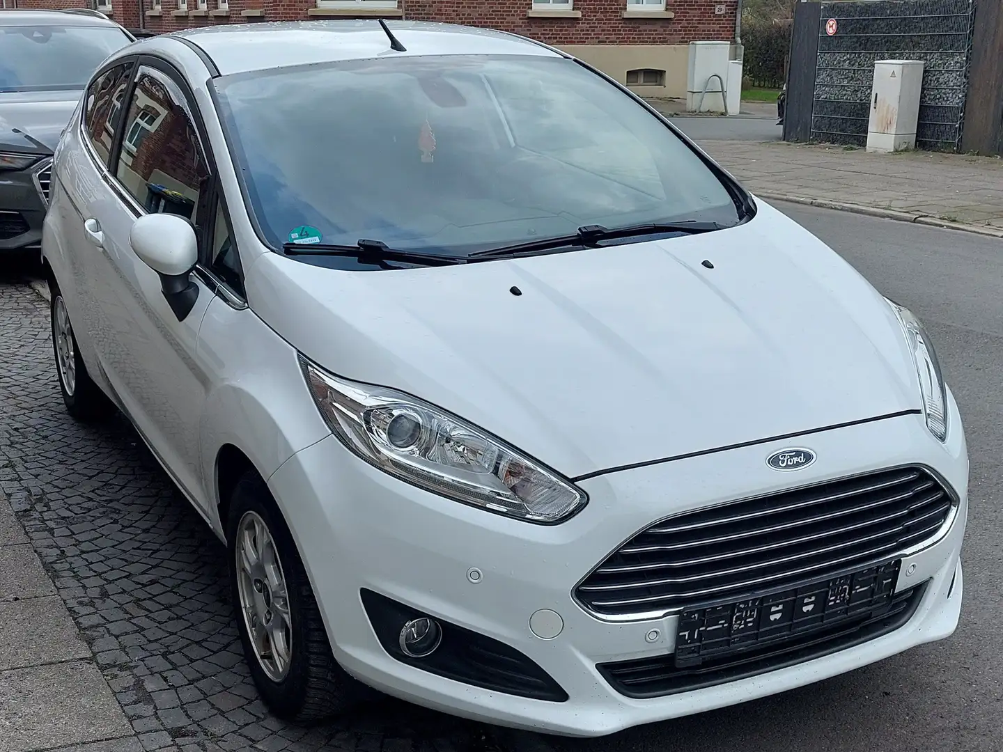 Ford Fiesta Fiesta 3-Türer 1.0 EcoBoost+Start-Stop TOP Weiß - 1