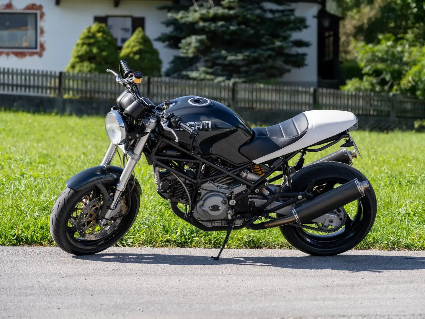 Ducati Monster 900 i.e. Dark Negro - 1