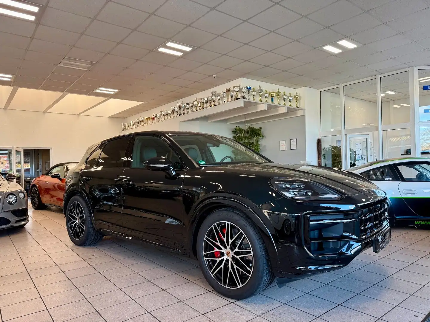 Porsche Cayenne GTS SportDesign/Panorama/InnoDrive Schwarz - 1