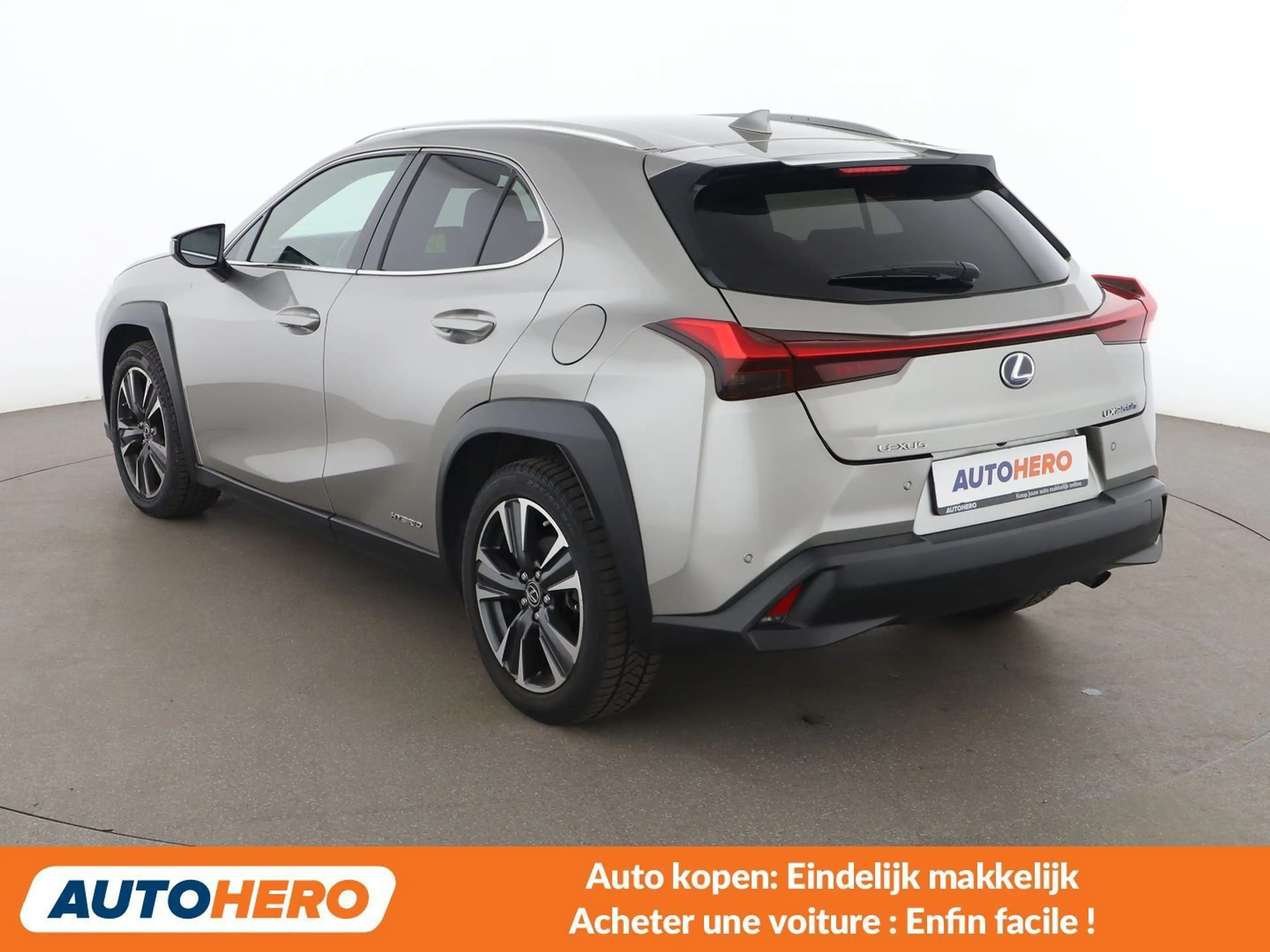 Lexus UX 250h UX 250h — photo 4
