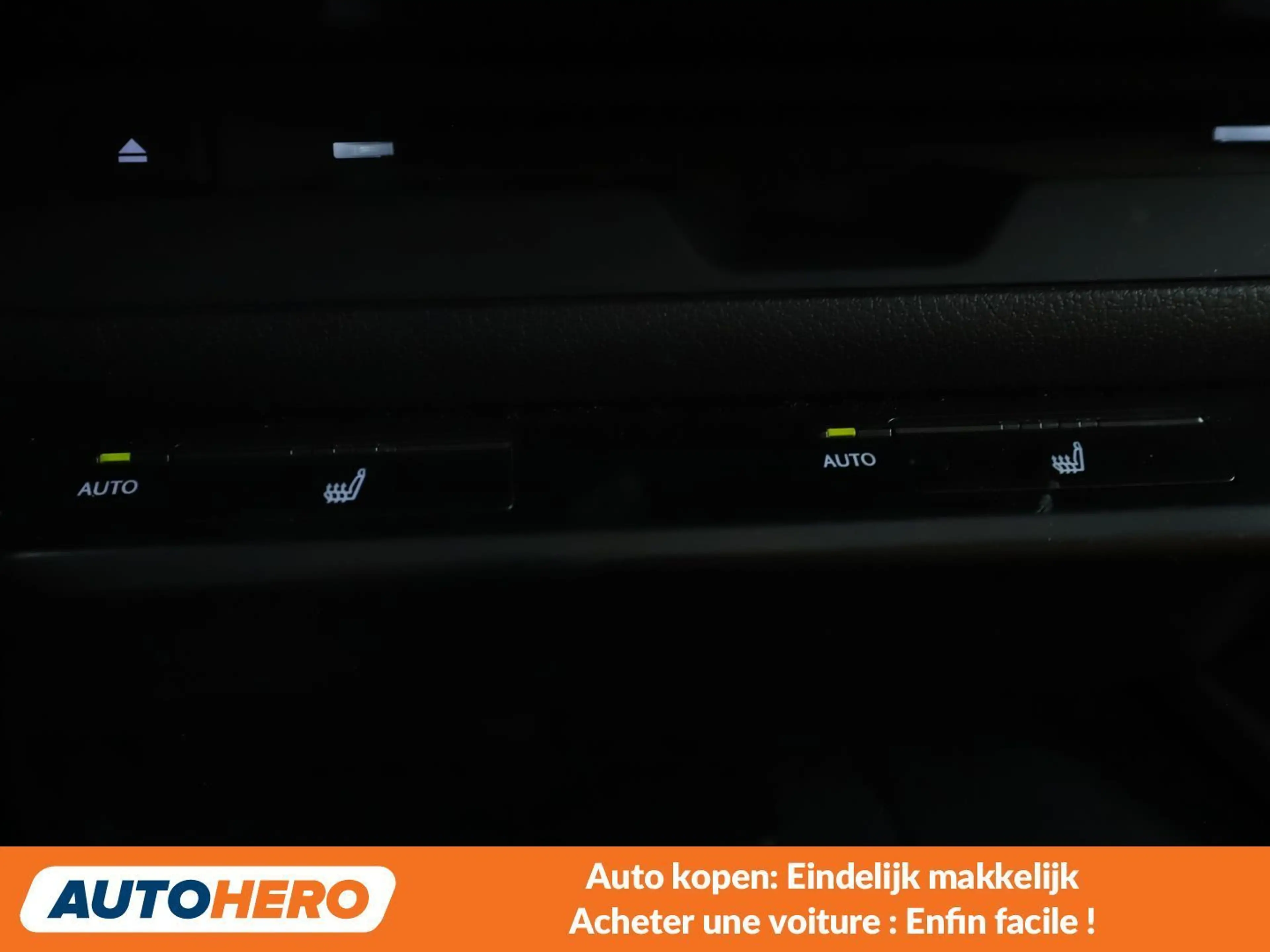 Lexus UX 250h UX 250h — photo 14
