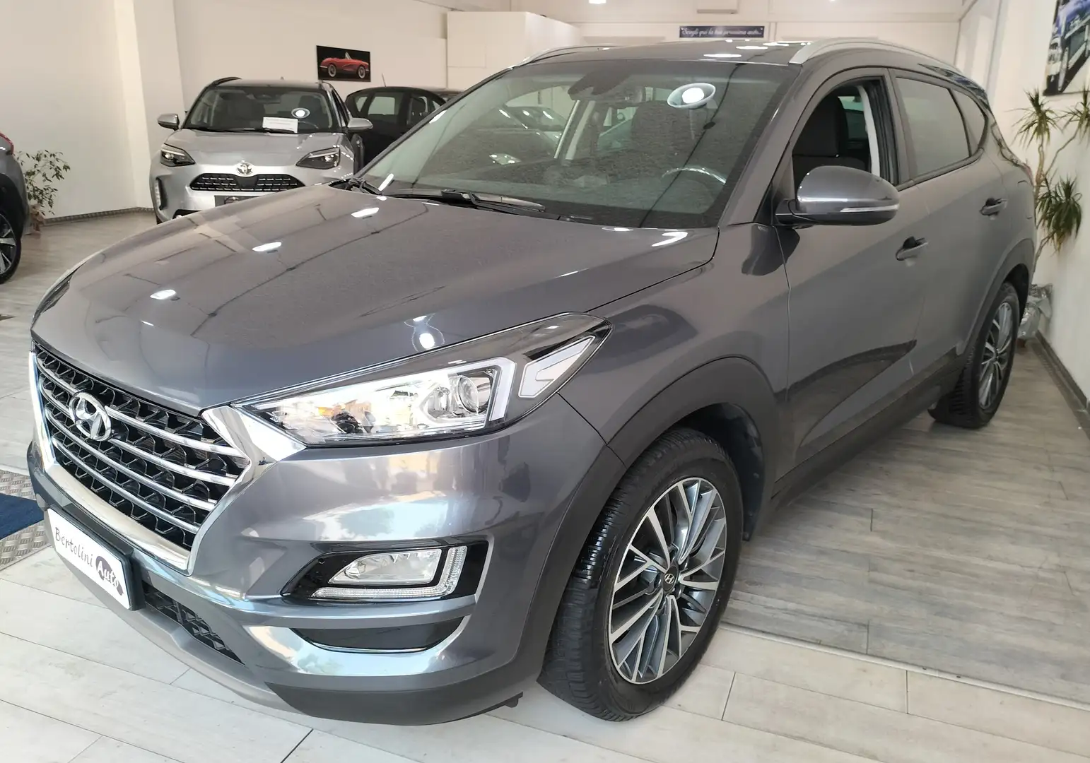 Hyundai TUCSON 1.6 crdi Xprime Safety e Techno Pack 4wd 136cv dct Grigio - 1