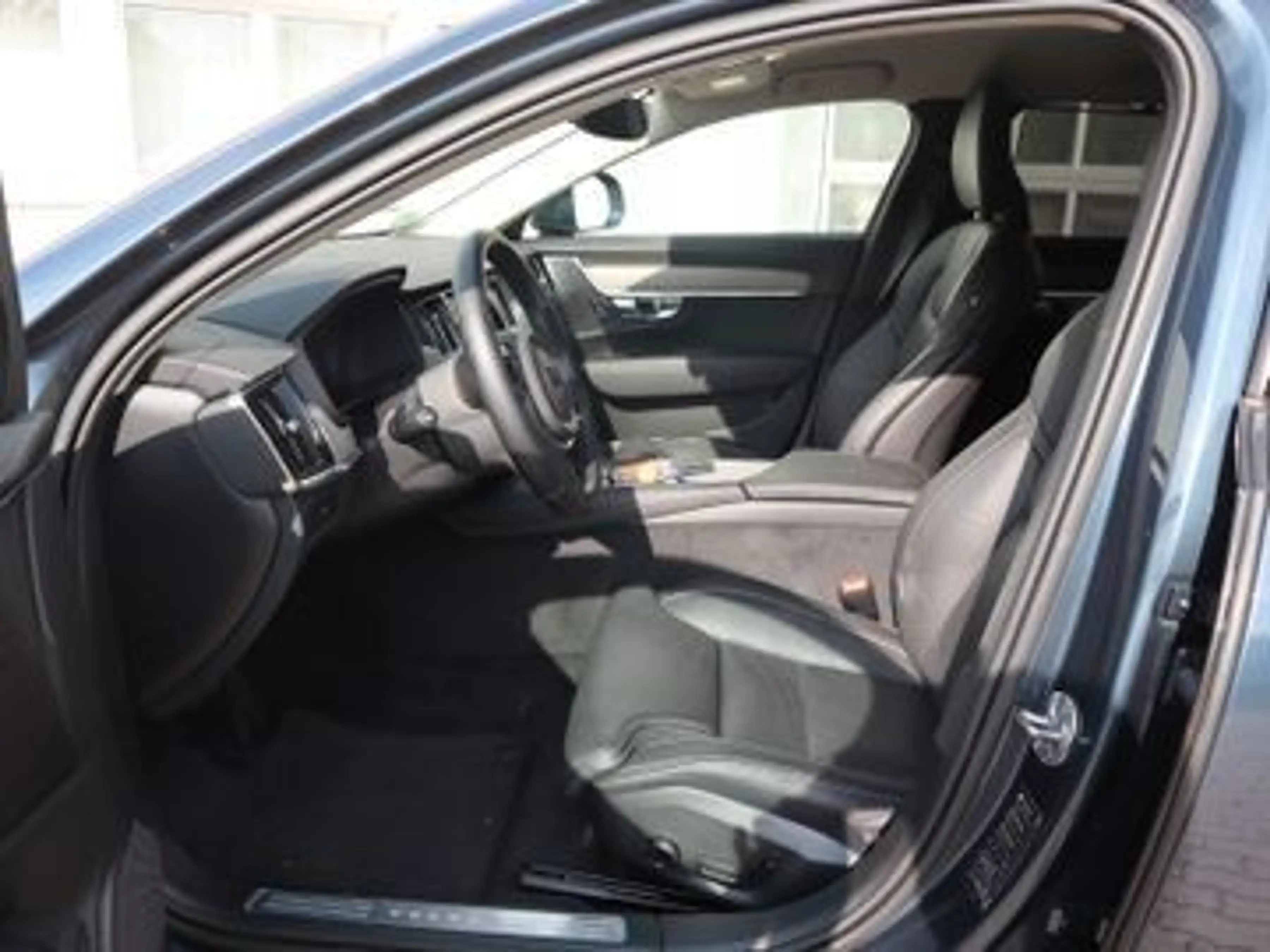 Volvo V90 Cross Country V90 B5 Cross Country Plus AWD Standhzg 360° — photo 5