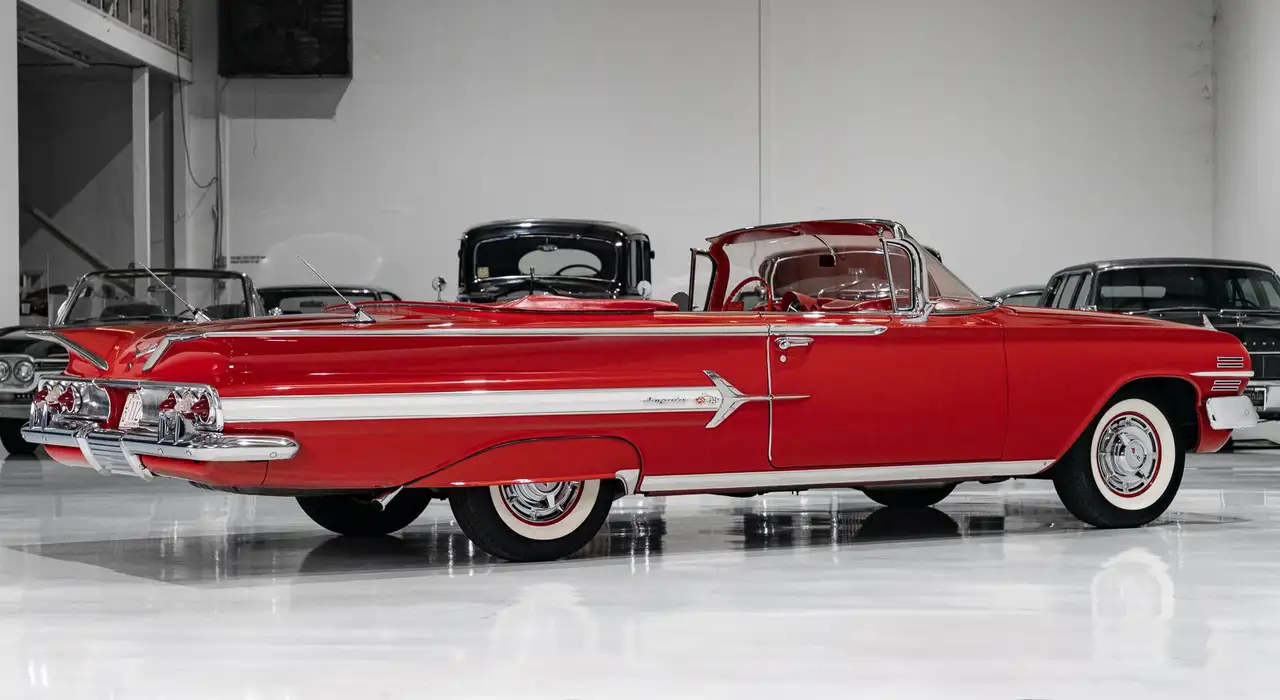 Chevrolet Impala 348/320HP CONVERTIBLE (ONLY 16,443 MILES) ONLY 16,443 MILES, foto 8