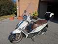Piaggio Medley 150 White - thumbnail 2