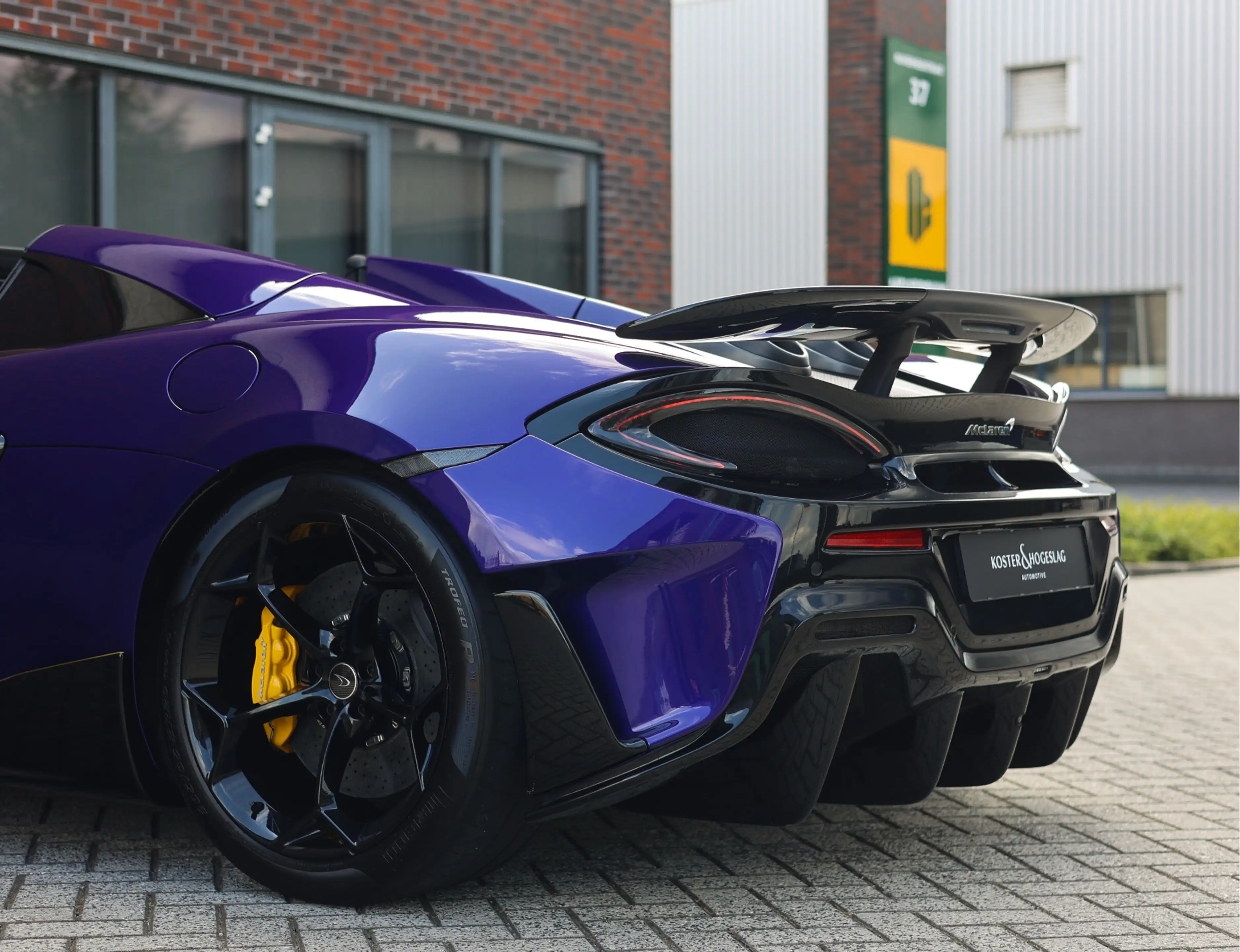 McLaren 600LT Spider 3.8 V8 | MSO - Novitec - Lift — photo 9