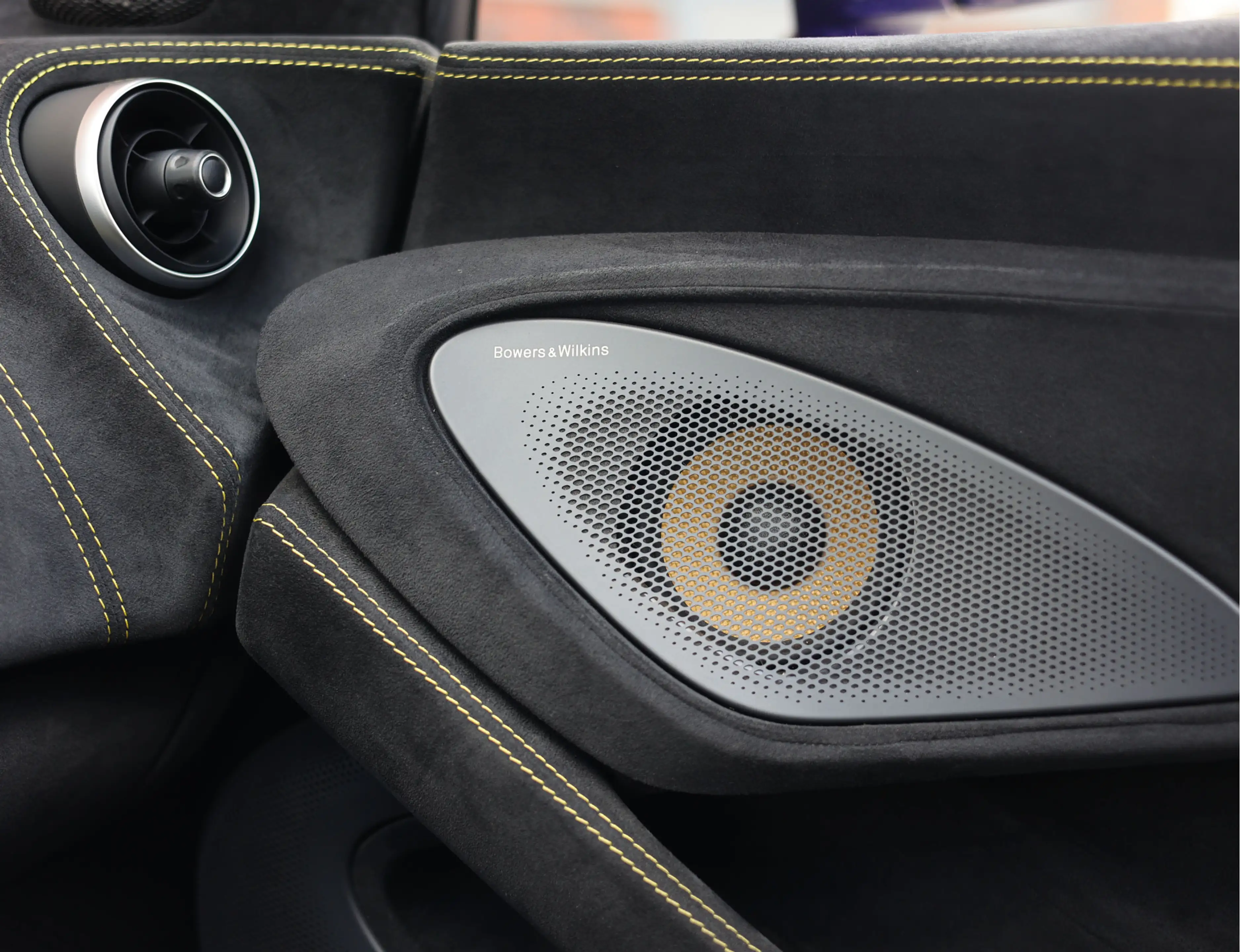 McLaren 600LT Spider 3.8 V8 | MSO - Novitec - Lift — photo 44