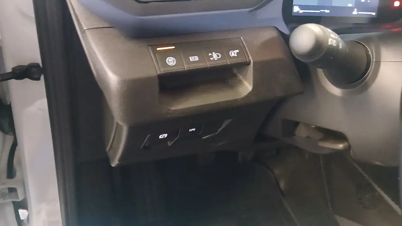 Dacia Duster Duster III 2024 1.0 Eco-G Journey 100cv KM 10000 18