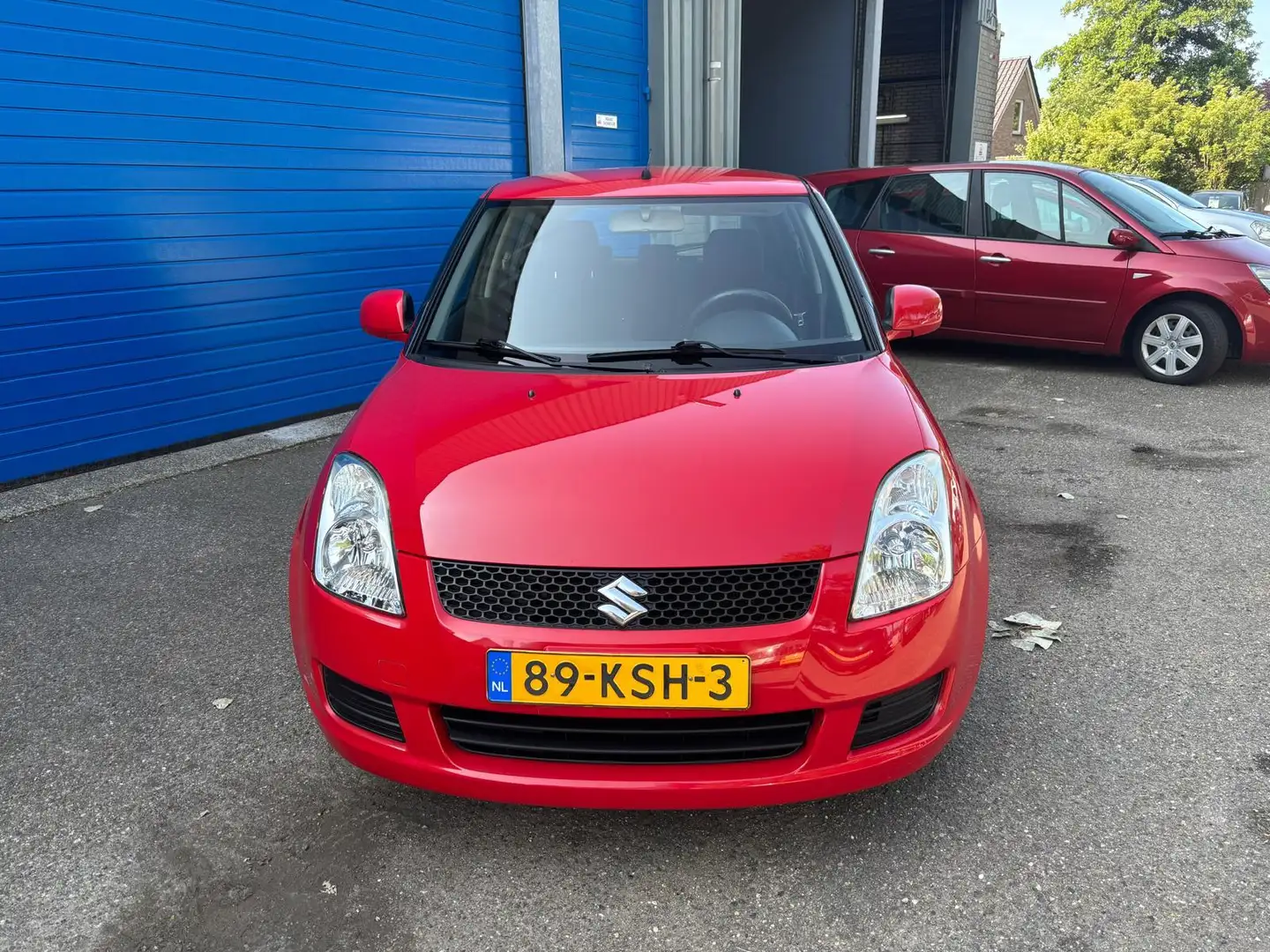 Suzuki Swift 1.3 GLS Rot - 2