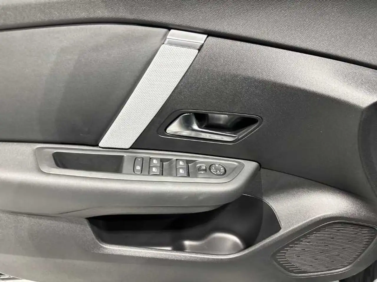 Citroen C4 2026 — фото 10