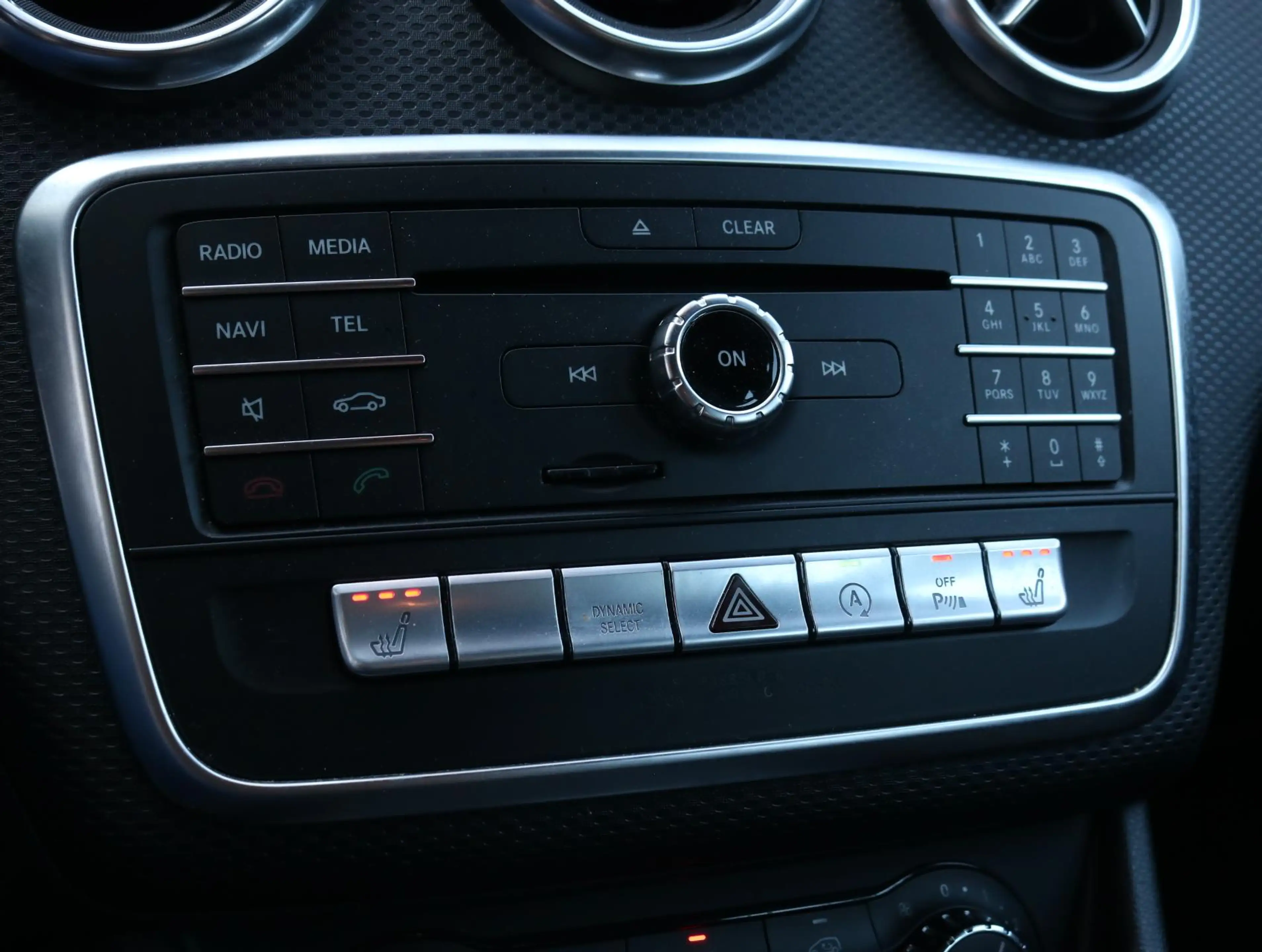 Mercedes-Benz A 180 Business Solution Camera | Stoelverwarming | Navig — photo 7