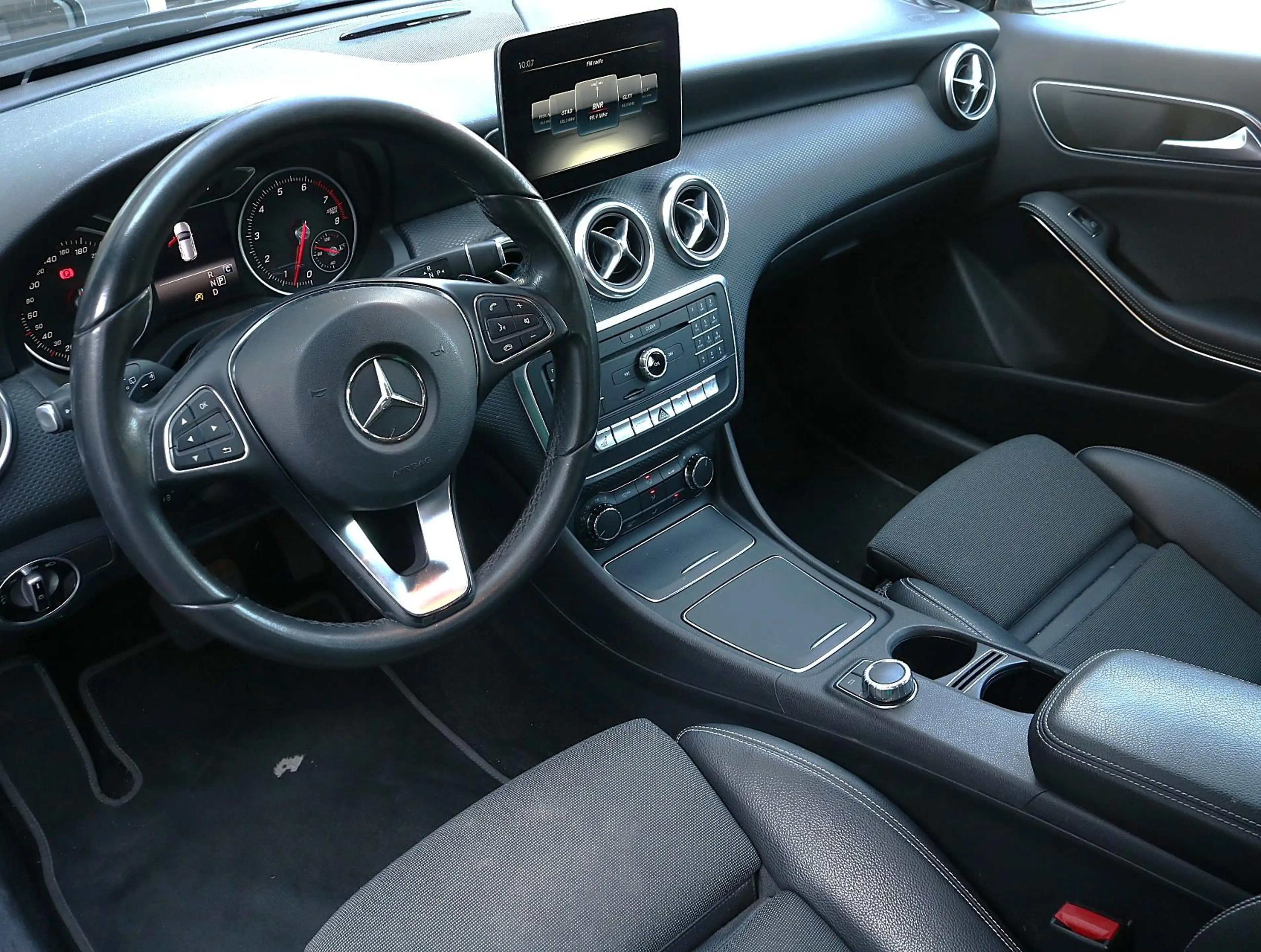 Mercedes-Benz A 180 Business Solution Camera | Stoelverwarming | Navig — photo 3