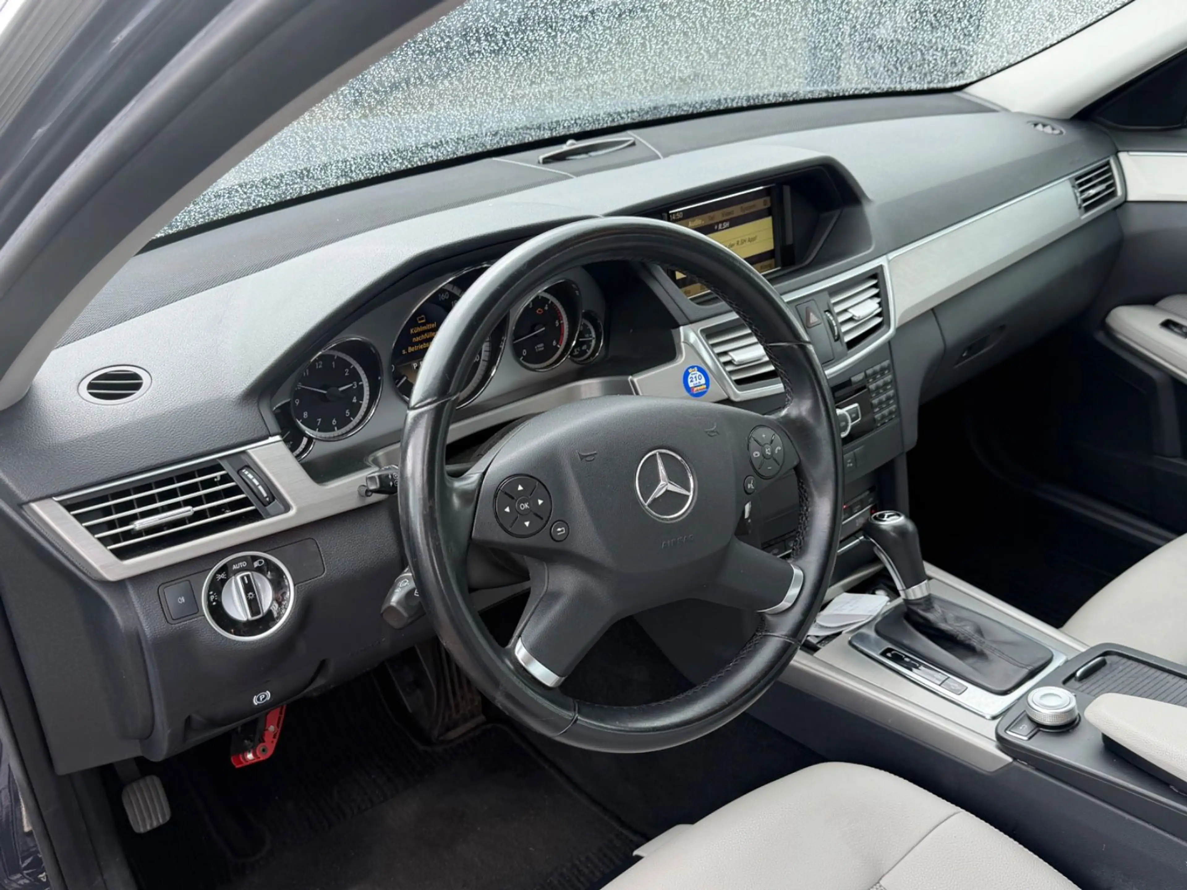 Mercedes-Benz E 250 CDI T 4 Matic Navi Temp Klimaauto PDC — photo 10
