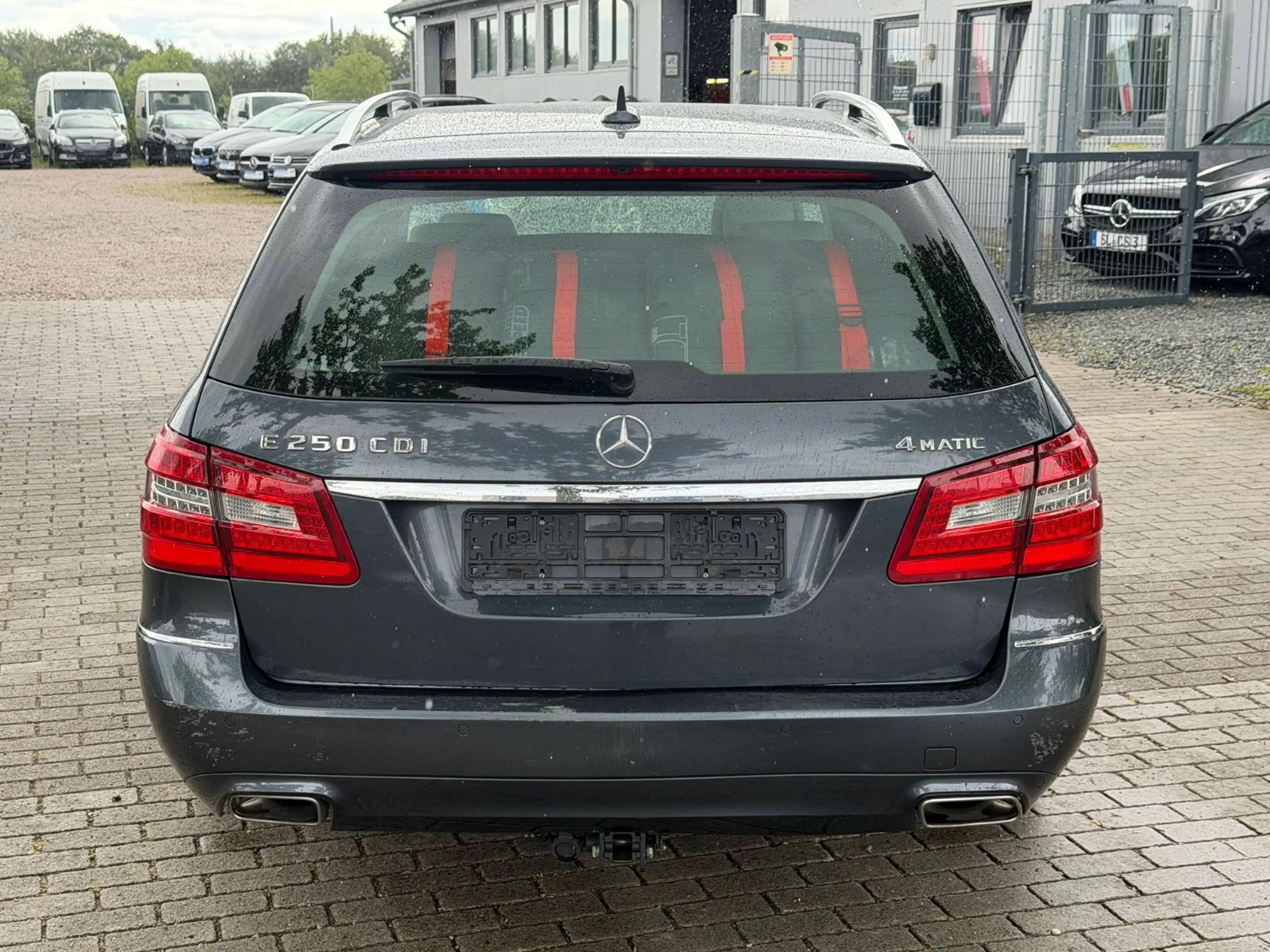 Mercedes-Benz E 250 CDI T 4 Matic Navi Temp Klimaauto PDC — photo 6